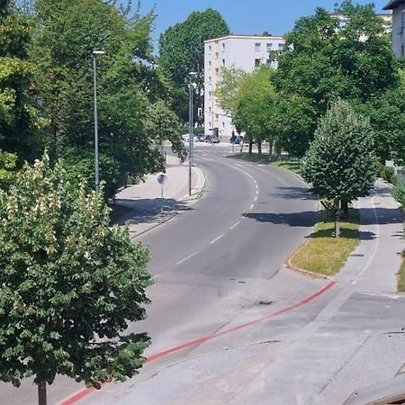 Cozy, Bright And Affordable Studio W/ Free Parking Любляна Екстериор снимка