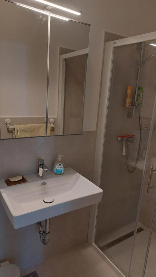 Cozy, Bright And Affordable Studio W/ Free Parking Любляна Екстериор снимка